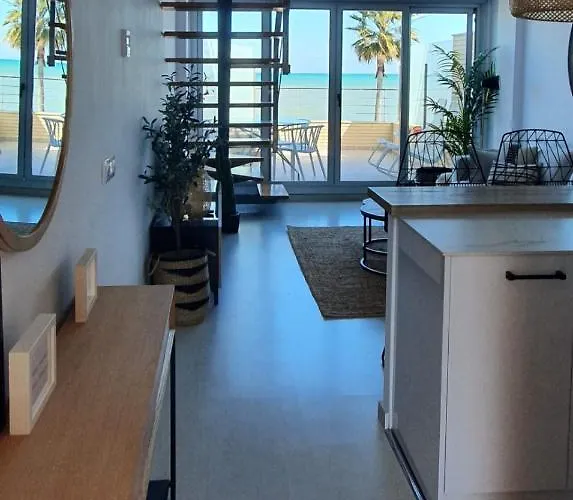 Palmeras - Marenia S Dream * דניה